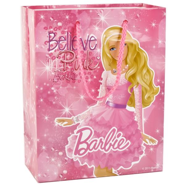 Barbie 18. Подарочный пакет Барби. Пакет Barbie подарочный. Barbie бумажный пакет. Пакетики Барби бумажные.